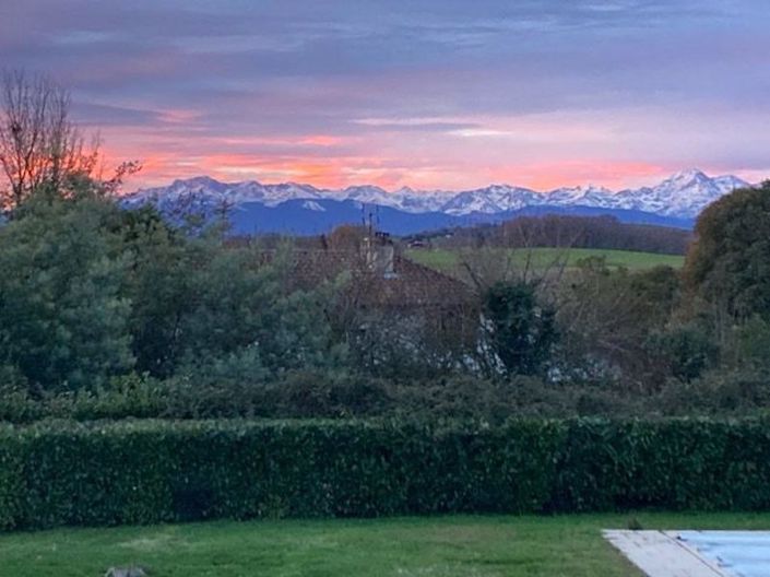 Image No.6-3 Bed House for sale