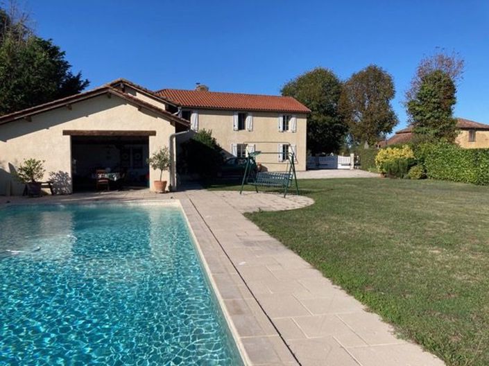 Image No.3-3 Bed House for sale