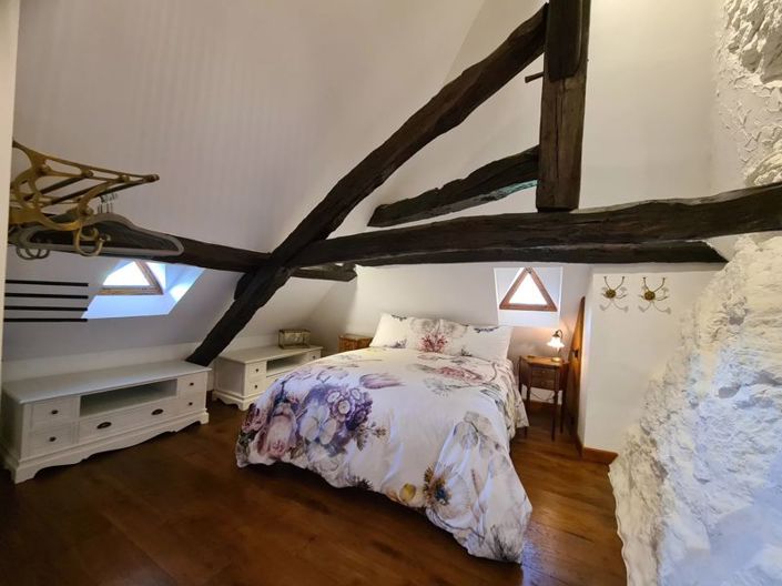 Image No.14-3 Bed House for sale