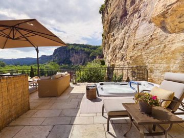 480b7ddf6cbd38f10746818943c8caa5