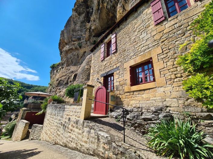 Image No.19-3 Bed House for sale