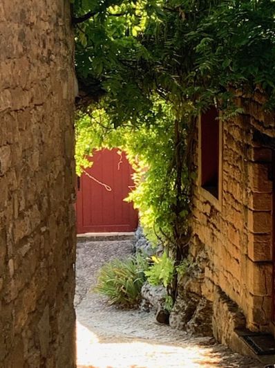 Image No.25-3 Bed House for sale