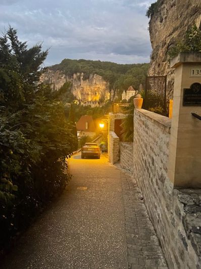 Image No.27-3 Bed House for sale