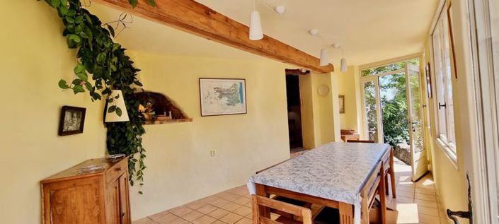 Image No.12-7 Bed House for sale