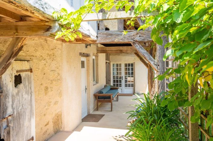 Image No.19-6 Bed House for sale