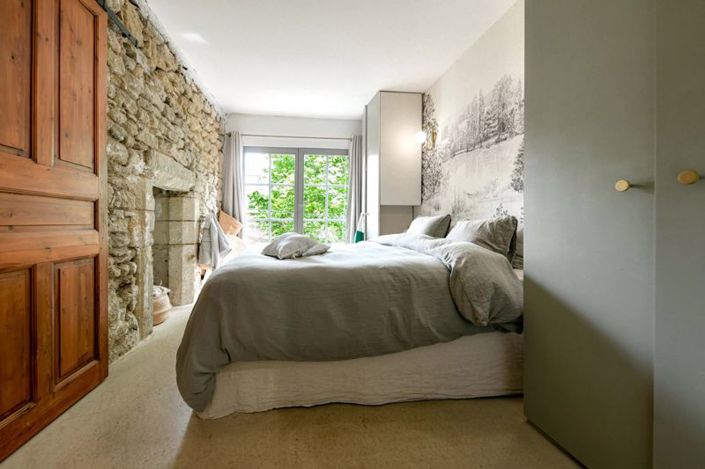 Image No.18-4 Bed Townhouse for sale