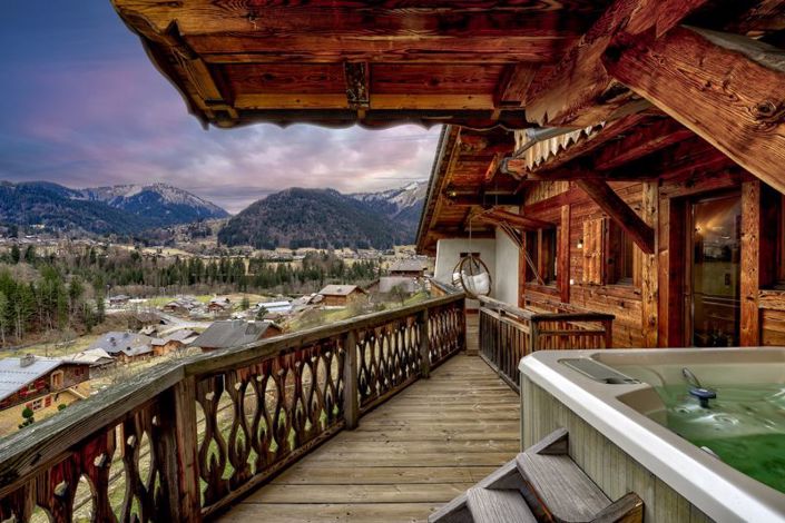 Image No.26-5 Bed Chalet for sale