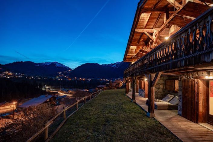 Image No.35-5 Bed Chalet for sale