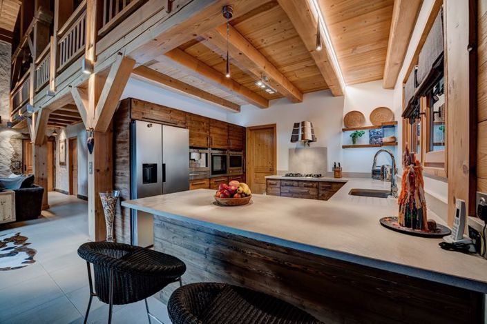 Image No.6-5 Bed Chalet for sale