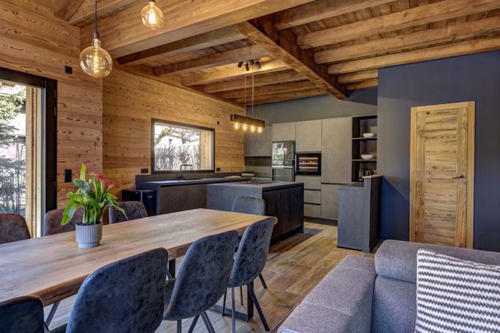 Image No.10-4 Bed Chalet for sale