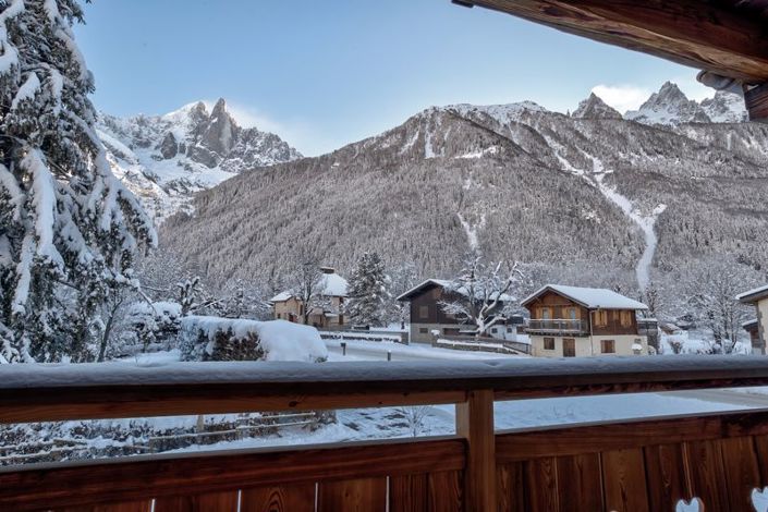 Image No.11-4 Bed Chalet for sale