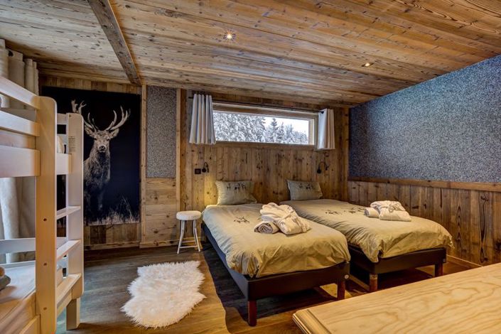 Image No.17-4 Bed Chalet for sale