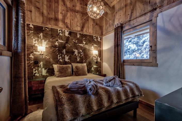 Image No.19-4 Bed Chalet for sale