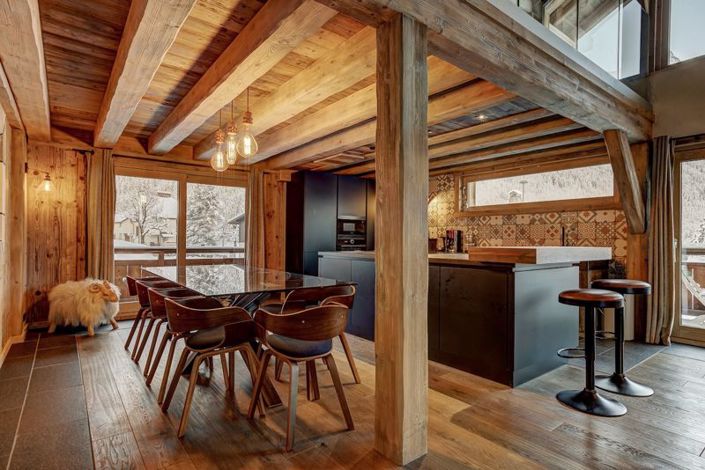 Image No.6-4 Bed Chalet for sale