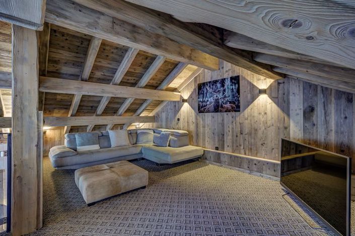 Image No.9-4 Bed Chalet for sale