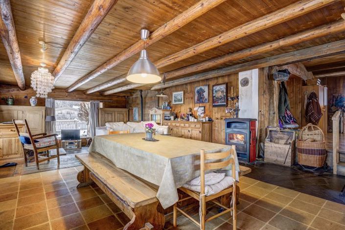 Image No.8-2 Bed House for sale