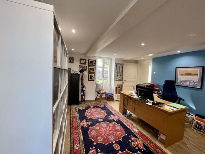 Image No.7-4 Bed House for sale