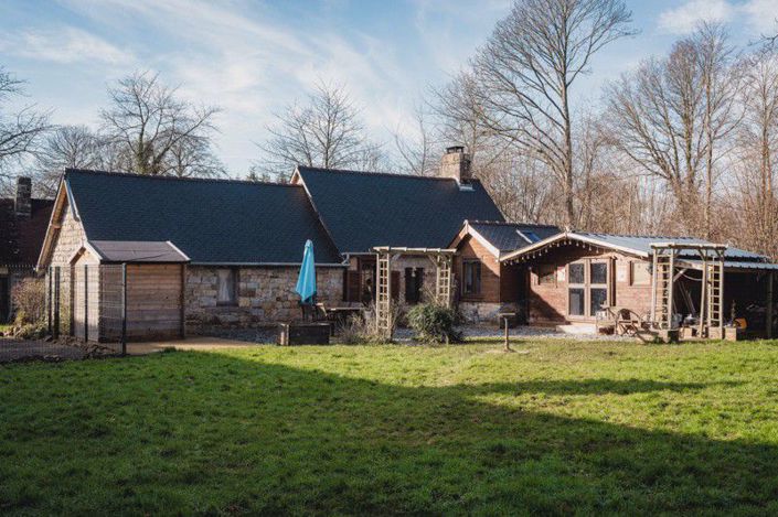 Image No.2-Chalet de 2 chambres à vendre à Domfront