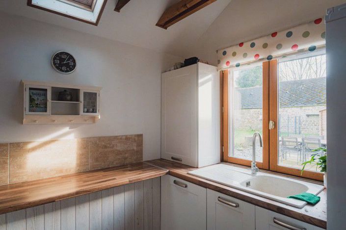 Image No.7-2 Bed Cottage for sale