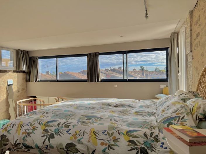 Image No.11-3 Bed House for sale