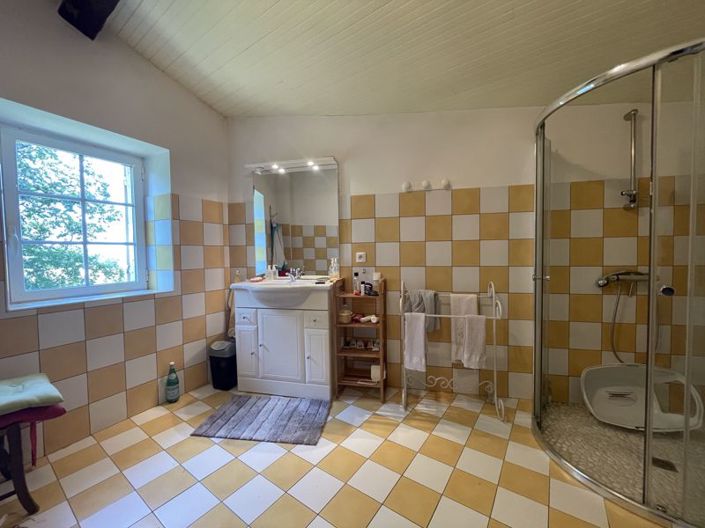 Image No.15-5 Bed House for sale