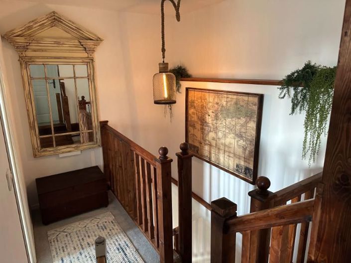 Image No.10-5 Bed House for sale