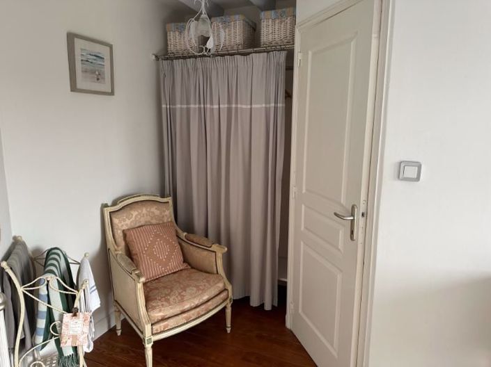 Image No.16-5 Bed House for sale