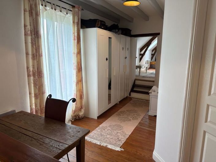 Image No.18-5 Bed House for sale