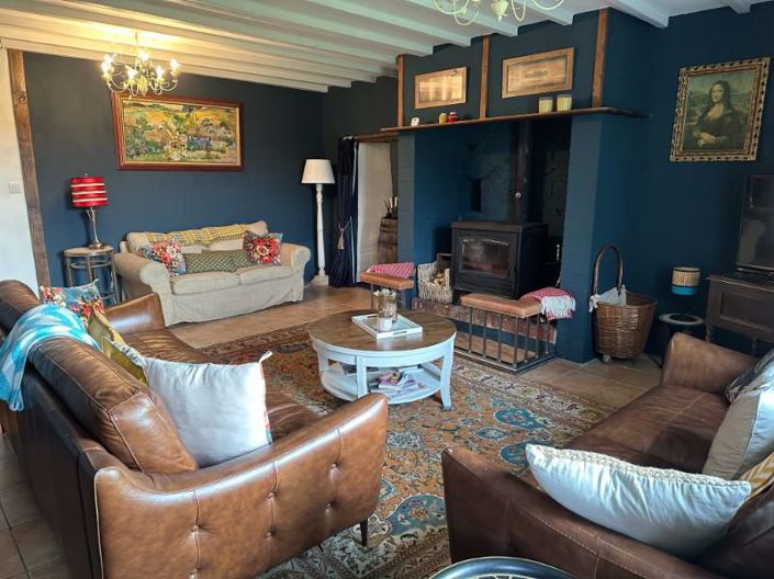 Image No.7-5 Bed House for sale