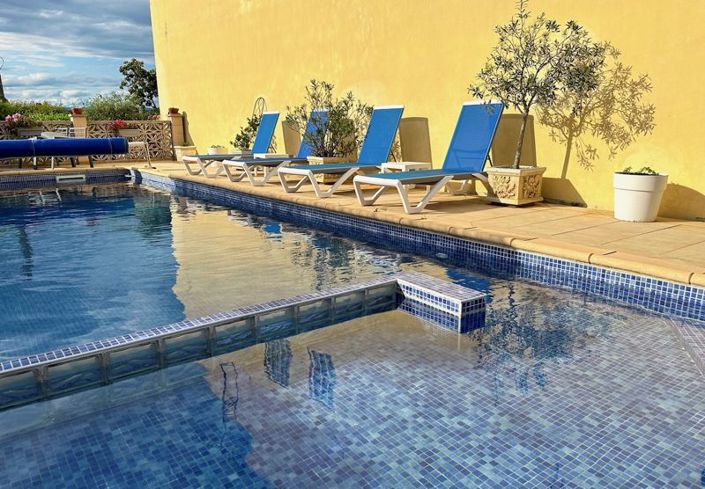 Image No.13-4 Bed Property for sale