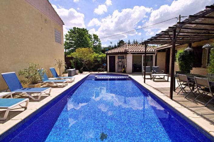 Image No.20-4 Bed Property for sale