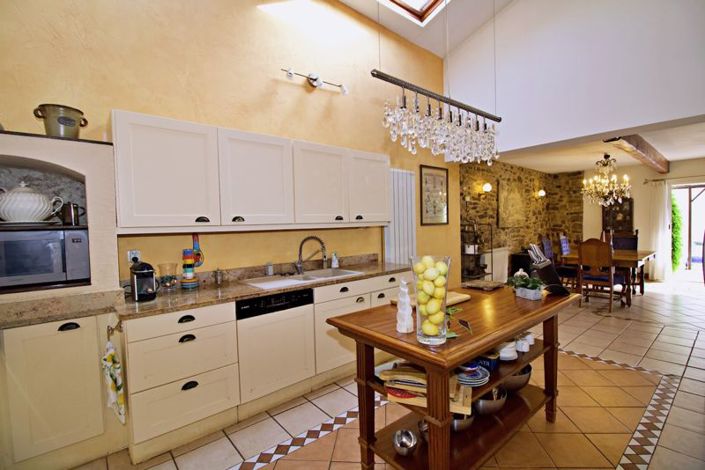 Image No.3-4 Bed Property for sale