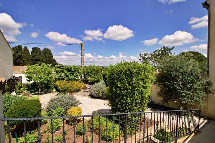 Image No.5-4 Bed Property for sale