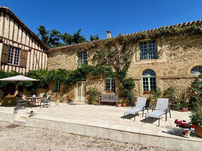 Image No.16-7 Bed House for sale