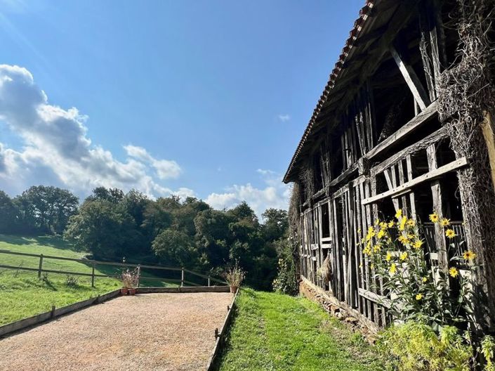 Image No.17-7 Bed House for sale