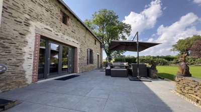 deb5a6b7633ffd2c4a8de0722749164a