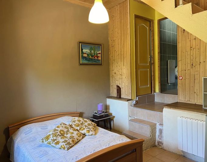 Image No.6-3 Bed House for sale