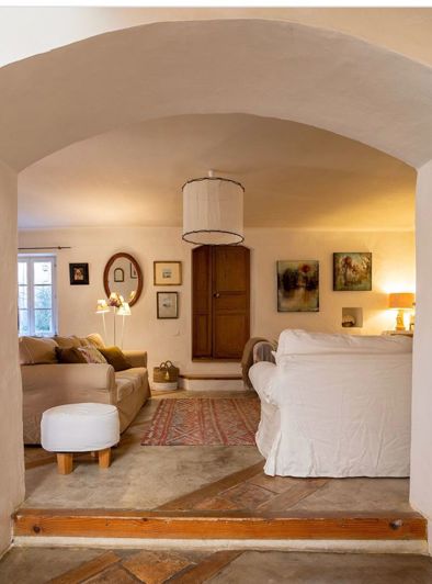 Image No.17-4 Bed House for sale