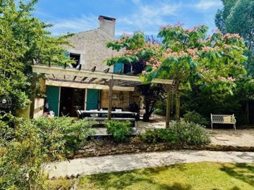 1 - Bazoges-en-Pareds, House