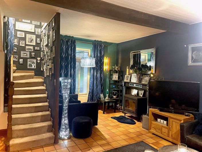 Image No.12-4 Bed House for sale