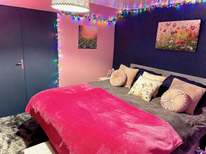 Image No.17-4 Bed House for sale