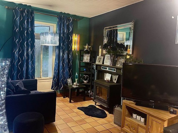 Image No.9-4 Bed House for sale