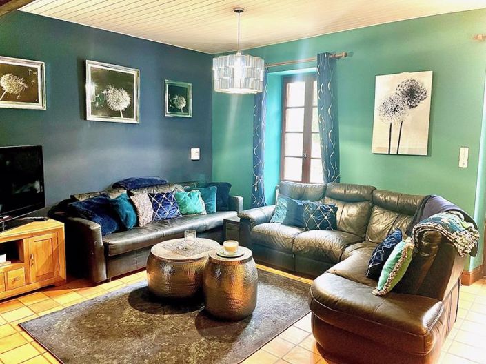 Image No.6-4 Bed House for sale