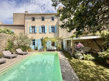 1 - Herault, Townhouse