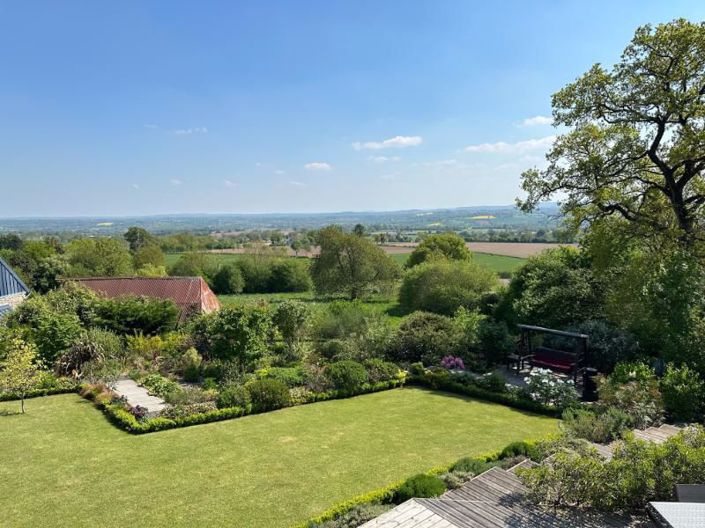 Image No.14-3 Bed House for sale