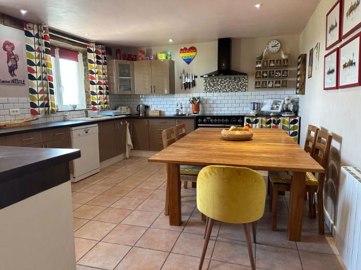 Image No.21-3 Bed House for sale