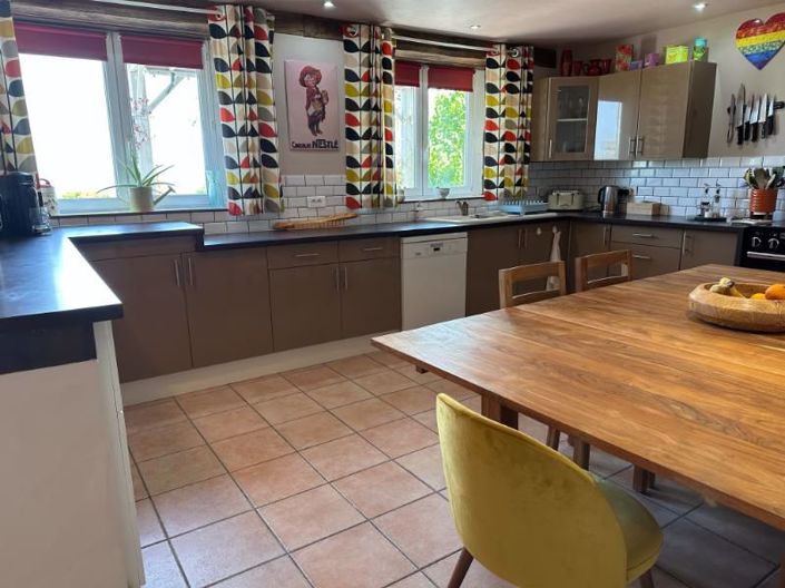 Image No.22-3 Bed House for sale