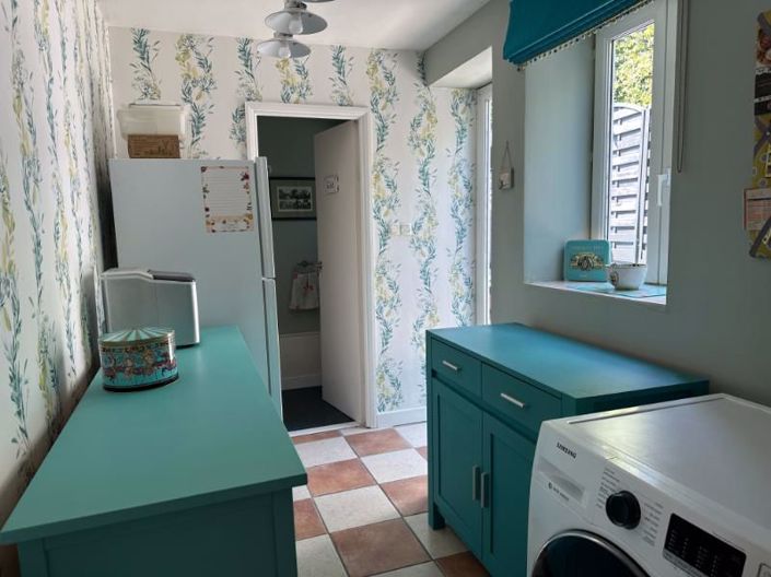 Image No.23-3 Bed House for sale