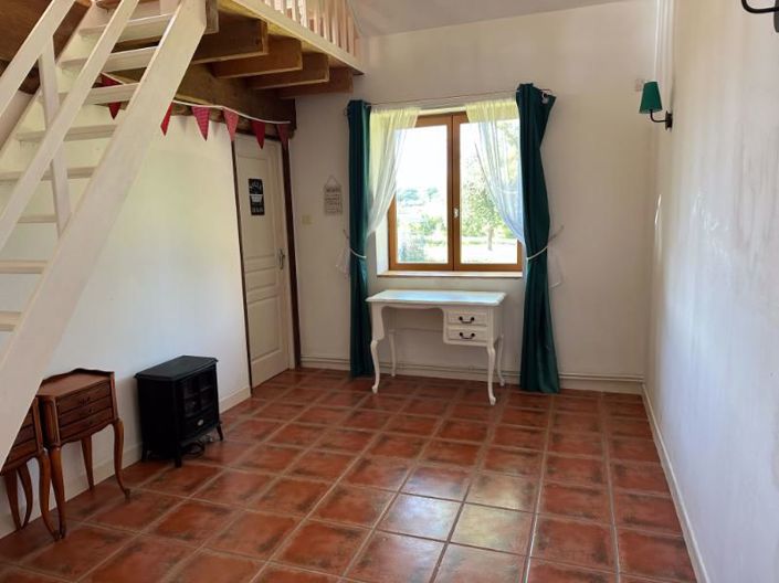 Image No.12-4 Bed House for sale