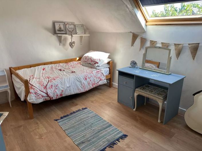 Image No.18-4 Bed House for sale